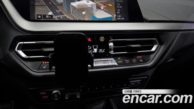BMW 1 Series (F40) 120i M Sports 2022 — фото 18