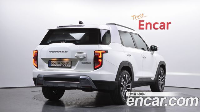 KG Mobility (SsangYong) Torres Gasoline 1.5 2WD T7 2023 — фото 2