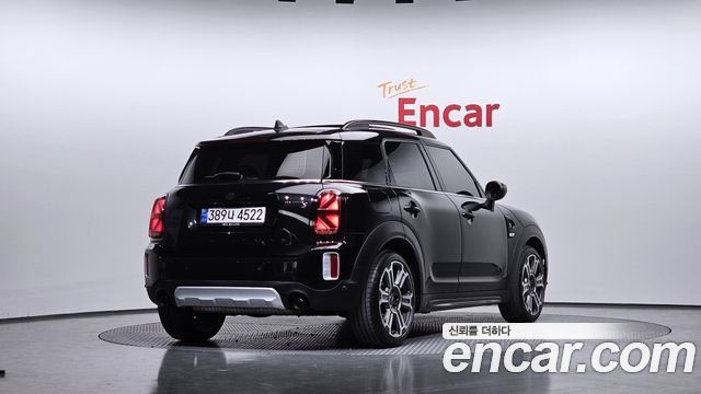 MINI Cooper S Countryman ALL4 Classic Launch Pack 2nd 2023 — фото 2