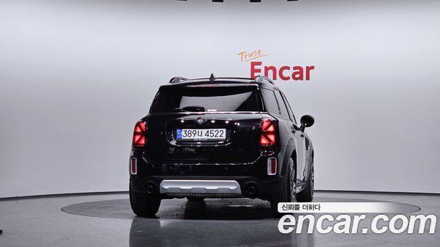 MINI Cooper S Countryman ALL4 Classic Launch Pack 2nd 2023 — фото 4