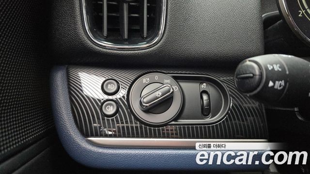 MINI Cooper S Countryman ALL4 Classic Launch Pack 2nd 2023 — фото 22