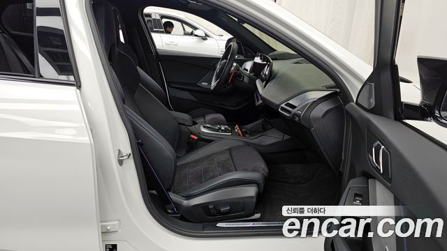 BMW 1 Series (F70) M135 xDrive Pro First Edition 2025 — фото 11