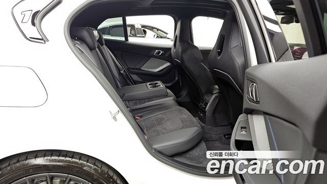 BMW 1 Series (F70) M135 xDrive Pro First Edition 2025 — фото 12