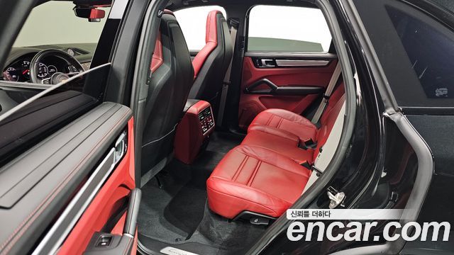 Porsche Cayenne (PO536) 3.0 PLATINUM EDITION 2023 — фото 20
