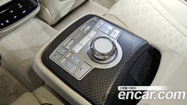 Genesis G80 (RG3) Gasoline 2.5 Turbo AWD 2025 — фото 18