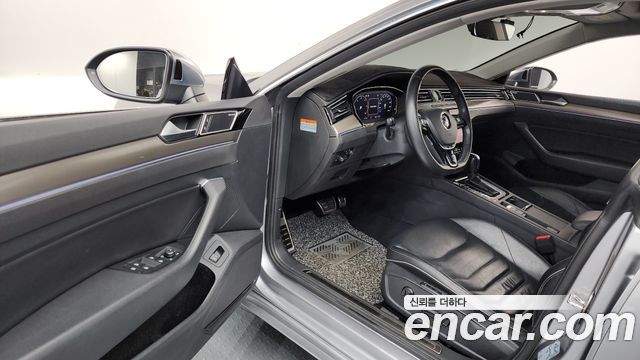 Volkswagen Arteon 2.0 TDI Presige 4Motion 2020 — фото 10