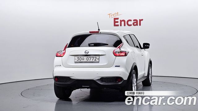 Nissan Juke 1.6 SV F15 2016 — фото 4