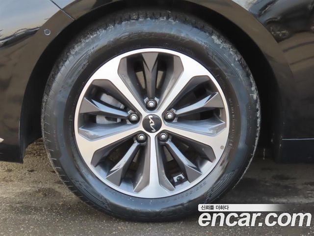 Kia K8 Hybrid Noblesse 2022 — фото 24