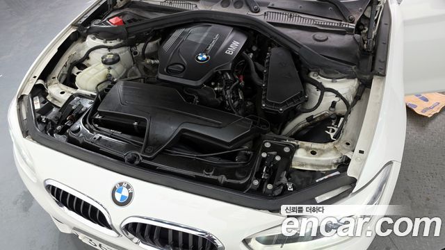 BMW 1 Series (F20) 118d Sport 5Door 2016 — фото 6