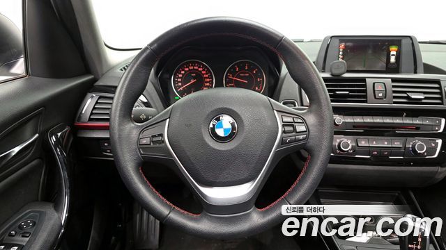 BMW 1 Series (F20) 118d Sport 5Door 2016 — фото 13