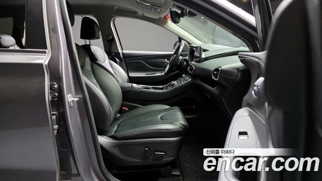 Hyundai Santa Fe Gasoline 2.5T 2WD Prestige 2021 — фото 10