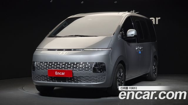 Hyundai Staria HEV 1.6 Tourer 11-Seater Modern 2025 — фото 1