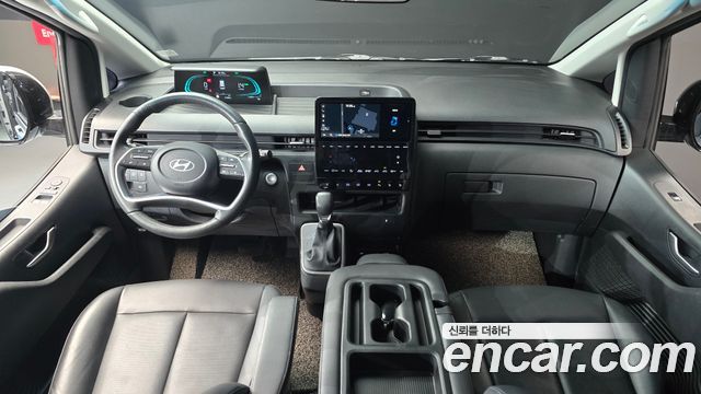 Hyundai Staria HEV 1.6 Tourer 11-Seater Modern 2025 — фото 7