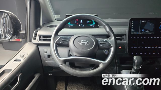 Hyundai Staria HEV 1.6 Tourer 11-Seater Modern 2025 — фото 14
