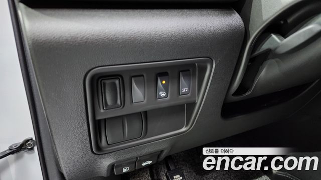 Renault Korea QM6 Gasoline 2WD LE 2019 — фото 18