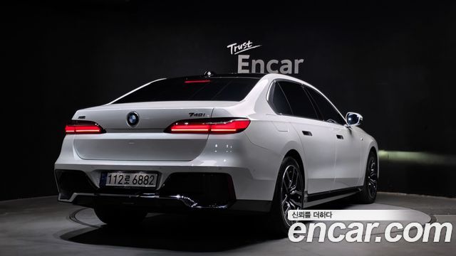 BMW 7 Series (G70) 740i xDrive M Sport 2024 — фото 2