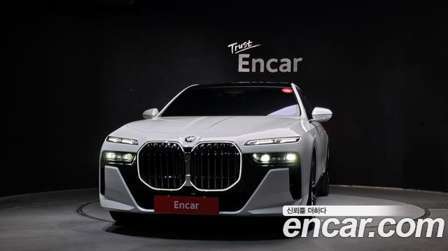 BMW 7 Series (G70) 740i xDrive M Sport 2024 — фото 3