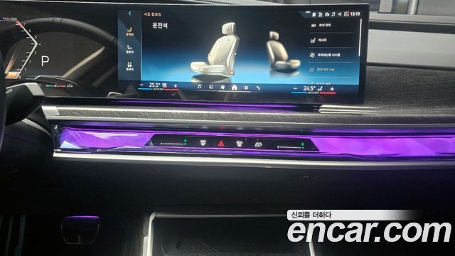 BMW 7 Series (G70) 740i xDrive M Sport 2024 — фото 15