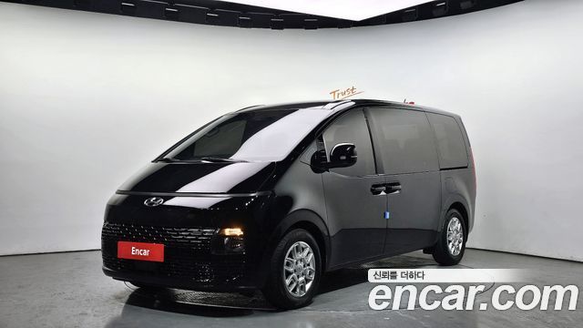Hyundai Staria Tourer 9-Seater Modern 2023 — фото 1