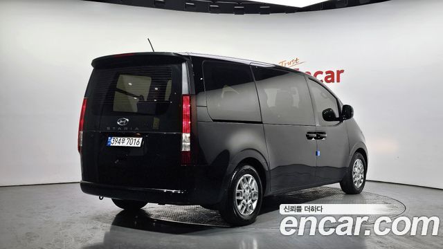 Hyundai Staria Tourer 9-Seater Modern 2023 — фото 2