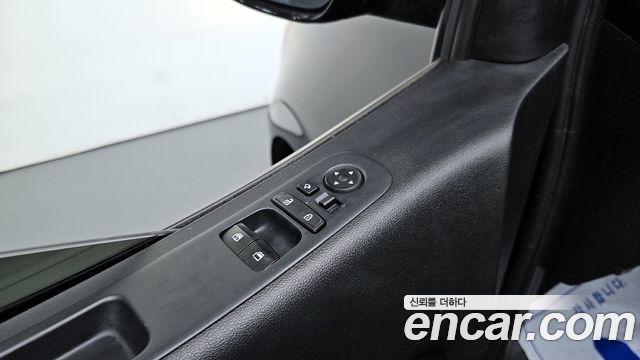 Hyundai Staria Tourer 9-Seater Modern 2023 — фото 12