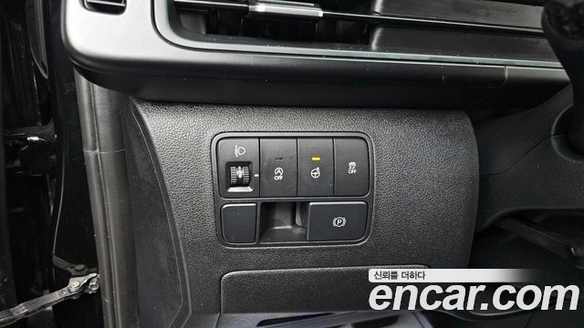 Hyundai Staria Tourer 9-Seater Modern 2023 — фото 13