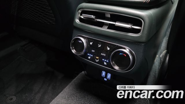 Genesis GV70 2.5T Gasoline 2WD 2022 — фото 18
