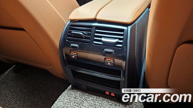 BMW 5 Series (G30) 520i Luxury 2023 — фото 17