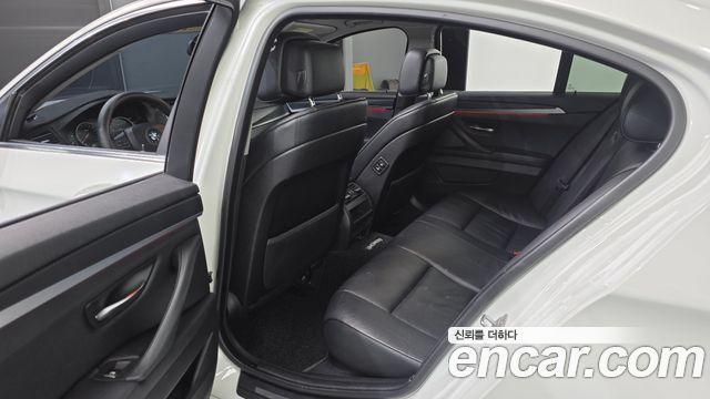 BMW 5 Series (F10) 520d 2013 — фото 11