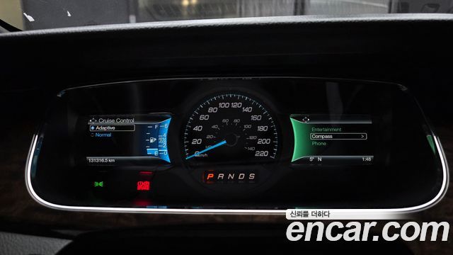 Ford Taurus 2.0 Limited EcoBoost 6th 2017 — фото 8
