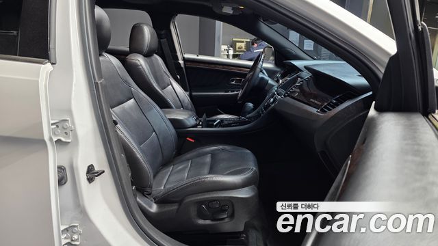 Ford Taurus 2.0 Limited EcoBoost 6th 2017 — фото 11