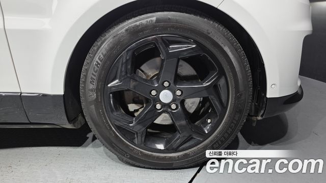 Land Rover Range Rover Sport (II) 3.0 SDV6 HSE 2018 — фото 5