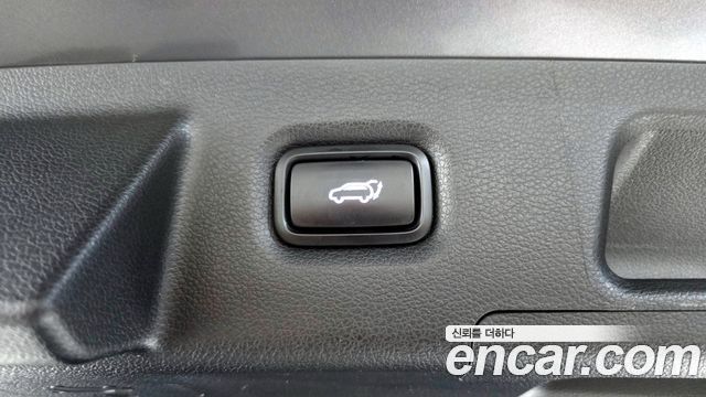 Hyundai Santa Fe Diesel 2.2 2WD Prestige 2021 — фото 20