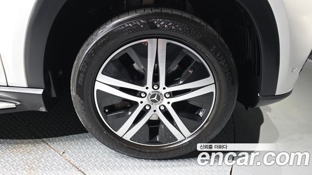 Mercedes-Benz GLE-Class (W167) GLE300d 4MATIC 2020 — фото 5