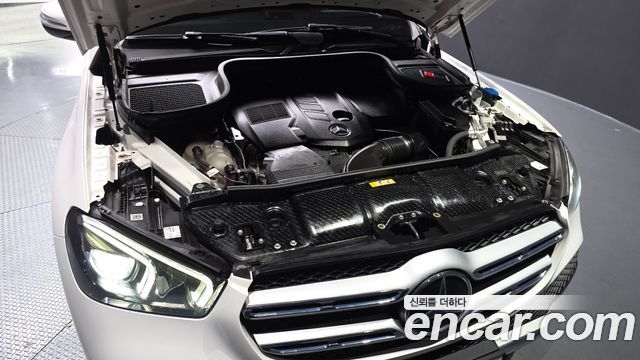 Mercedes-Benz GLE-Class (W167) GLE300d 4MATIC 2020 — фото 6