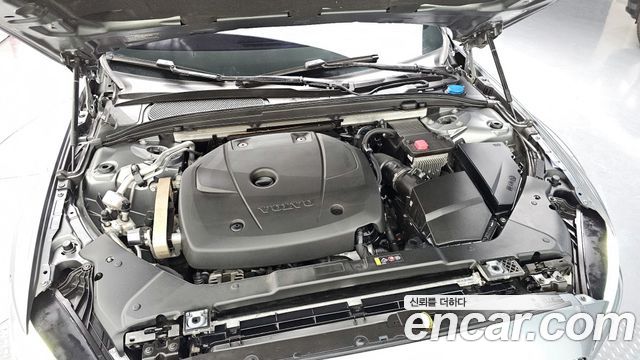 Volvo S60 (III) T5 Inscroption 2020 — фото 6