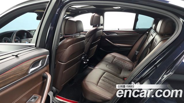 BMW 5 Series (G30) 520d M Sport Package Plus 2018 — фото 12