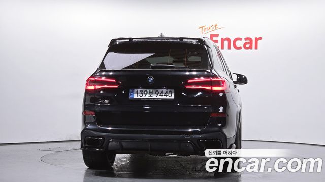 BMW X5 (G05) xDrive 45e xLine 2022 — фото 4