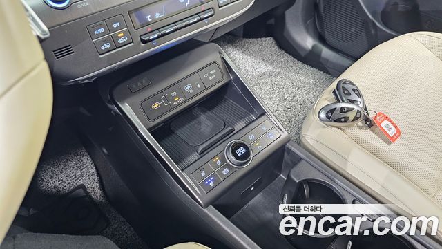 Hyundai Kona (SX2) Gasoline 1.6 Turbo 2WD Inspiration 2024 — фото 18
