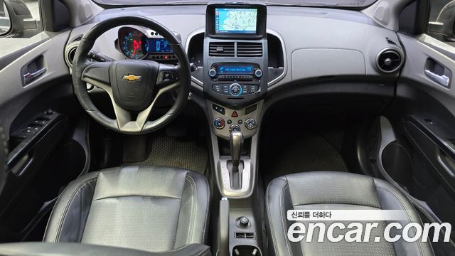 Chevrolet Aveo Sedan LT Luxury 2012 — фото 7