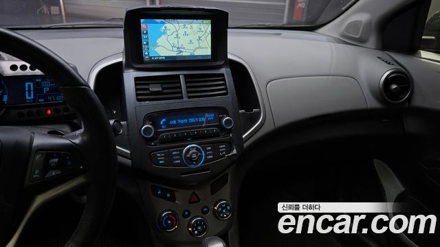 Chevrolet Aveo Sedan LT Luxury 2012 — фото 15