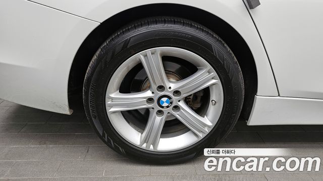 BMW 3 Series (F30) 320d xDrive 2015 — фото 5