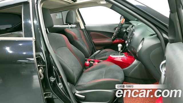 Nissan Juke 1.6 SV F15 2014 — фото 11