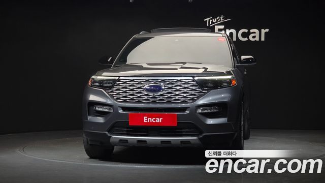 Ford Explorer (VI) 3.0 Platinum 4WD 2021 — фото 3