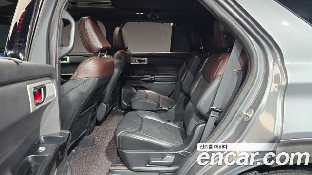 Ford Explorer (VI) 3.0 Platinum 4WD 2021 — фото 12