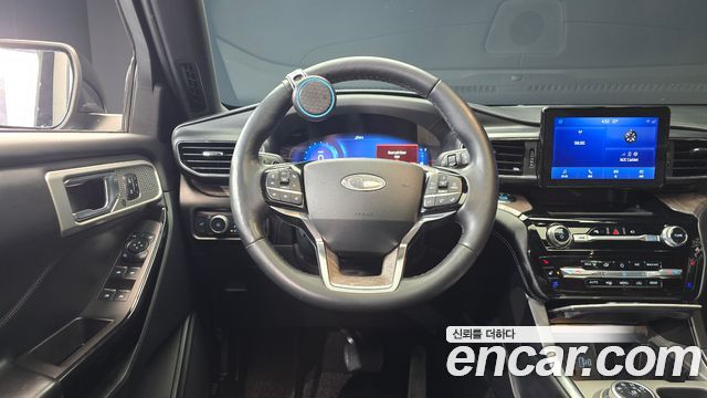 Ford Explorer (VI) 3.0 Platinum 4WD 2021 — фото 13