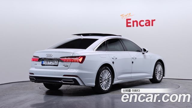 Audi A6 (C8) 40 TDI Quattro Premium 2021 — фото 2