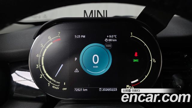 MINI Cooper S 5Door Classic Launch Pack Third Generation 2022 — фото 8