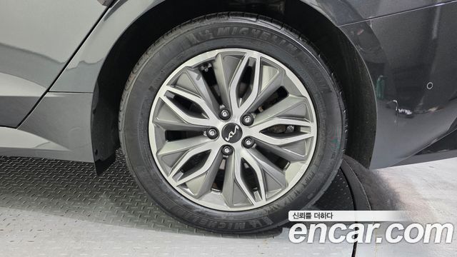 Kia K5 Hybrid (III) Signature 2022 — фото 5