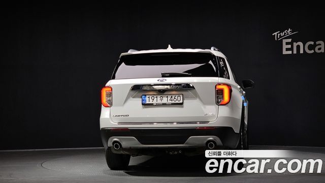 Ford Explorer (VI) 2.3 LimIted 4WD 2021 — фото 4